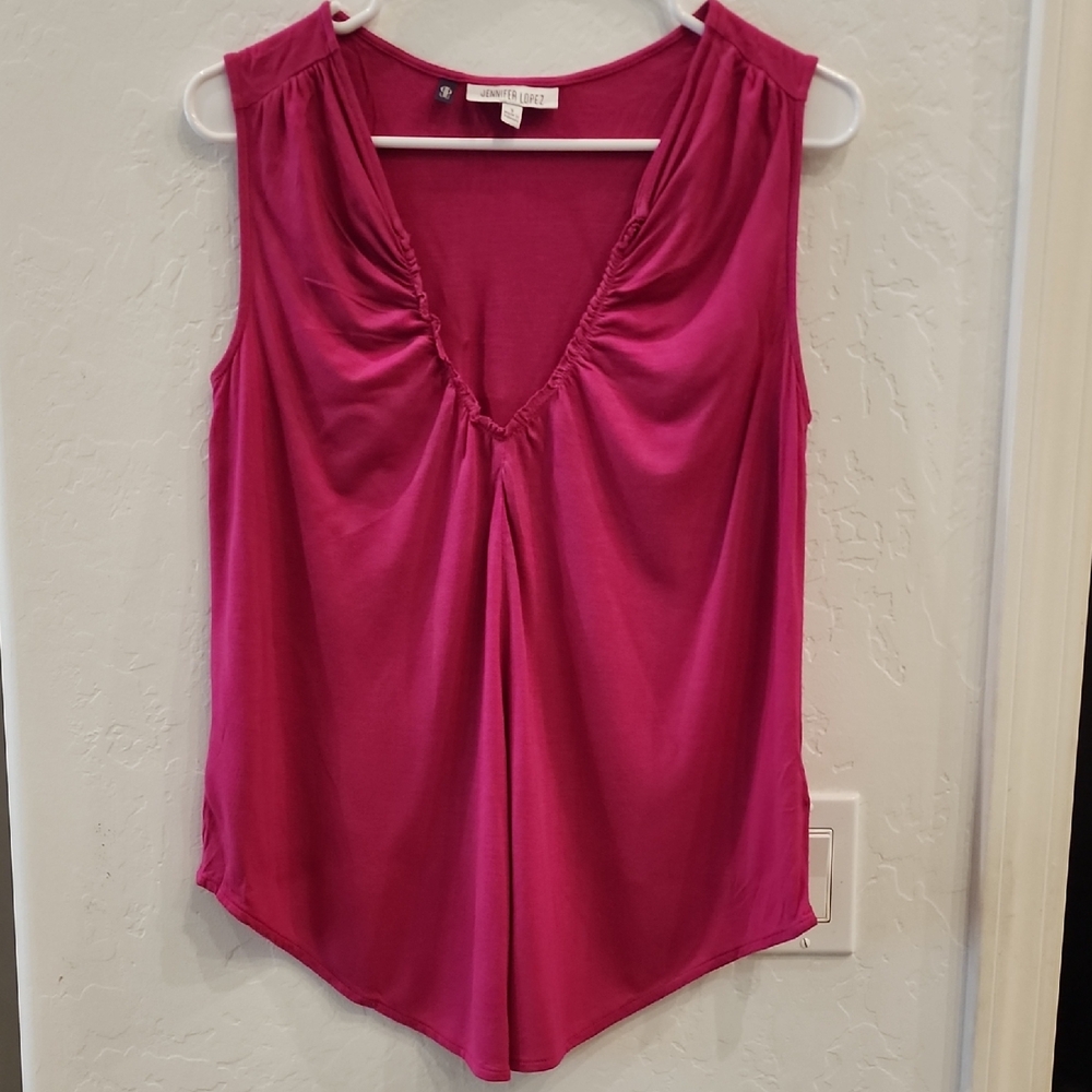 Jennifer Lopez Fuchsia Sleeveless V-Neck Blouse